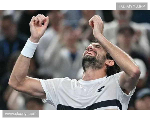 ATP巴黎大师赛精彩对决 瓦舍罗挑战阿利亚西姆晋级之路